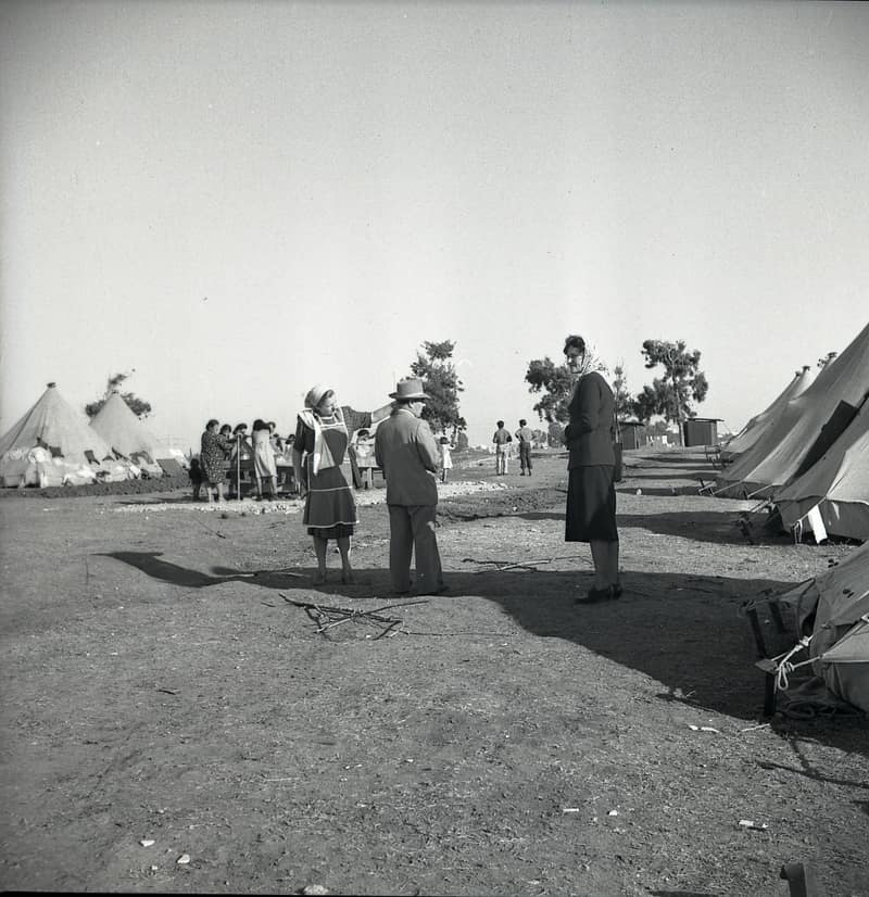 Archival photograph of Summil